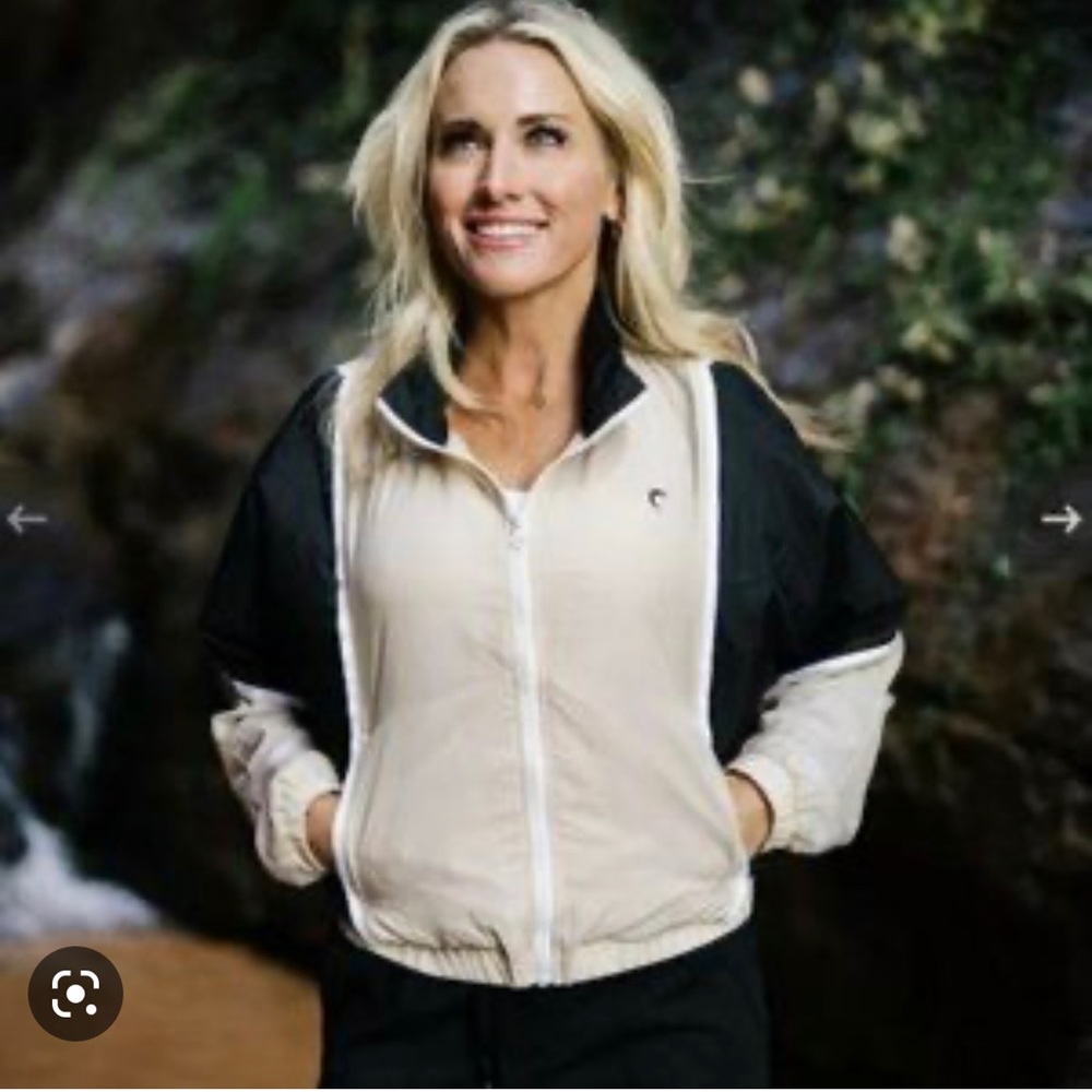 Zyia Windbreaker Jacket